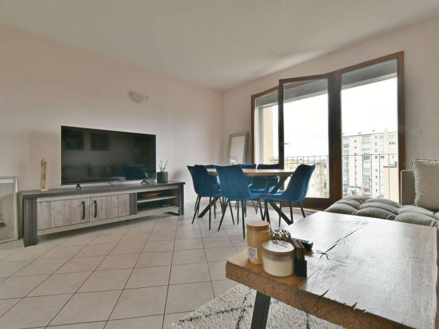 Joli F4 lumineux à Saint Max 81m2