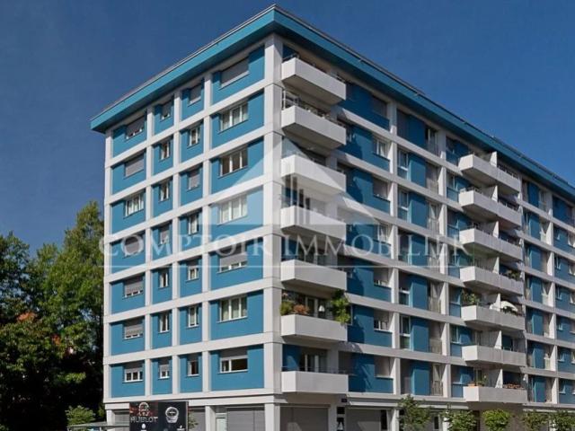 Joli petit appartement rénové situé au coeur de Champel. Comptoir Immobilier