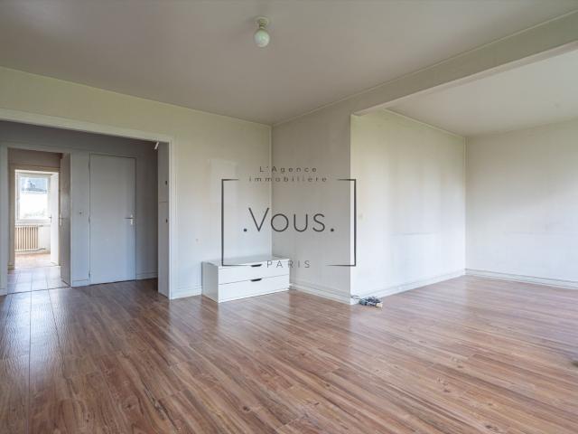 Joli quatre pièces avec vue dégagée et parking, proche de Sa. 69m² Le Pecq