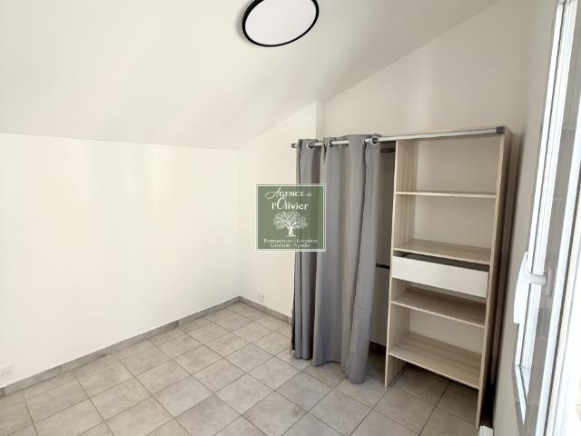 Joli T2 de 30 m² à louer en plein centre historique d’Arles