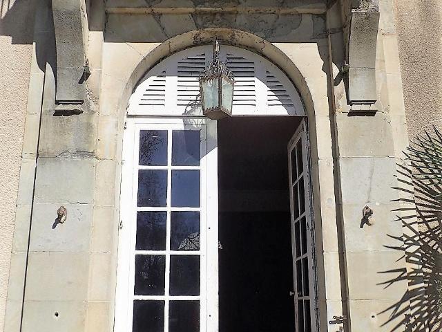 Joli village viticole avec boutique, bar, boulangerie, resta. 1260m² Carcassonne
