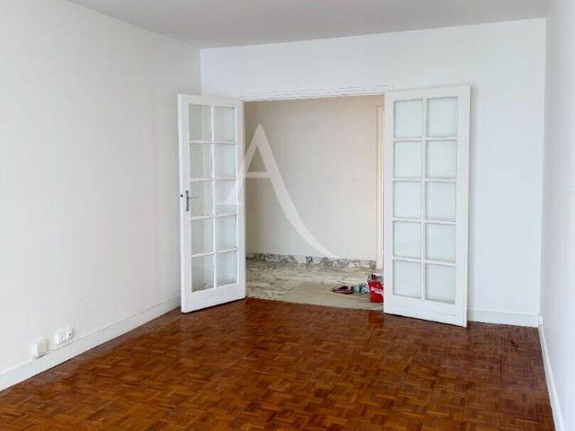 Joli 3 PIECES 63.72m2 avec balcon et parking St Maur Créteil