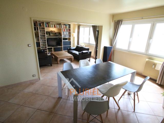 Joli 4 pièces 98m² meublé à l’Esplanade Joli 3 pièces meublé à Illkirch Graffenstaden Exceptionnel 4 pièces 90m² neuf à l’Orangerie Chambre étudiante 14m² meublée à Neudorf Magnifique 4 pièces 86m² Quartier Forêt Noire à STRASBOURG Joli 1 pièce 23.5m² à N