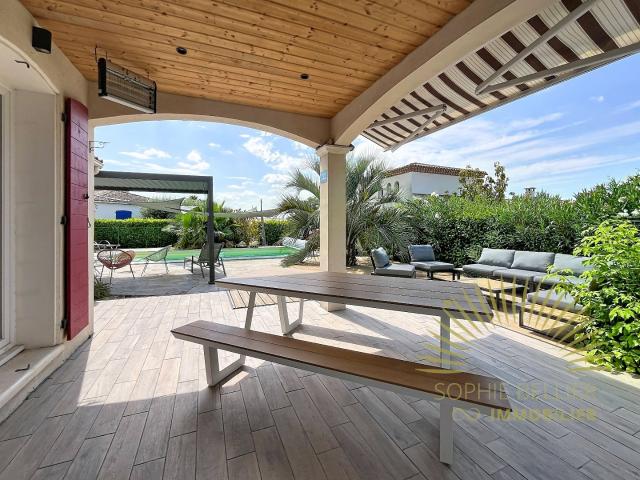 Jolie Villa De Plain Pied Avec 4 Chambres Piscine Garage 138m² Saint Geniès de Fontedit