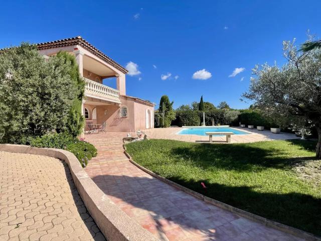 Jolie Villa fonctionnelle ! 156m² Mouriès