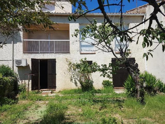 Jolie villa lumineuse et spacieuse proche de l'Hérault