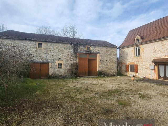Jolie Ferme Renovee Sur Les Hauteurs D'un Charmant Village 125m² Catus