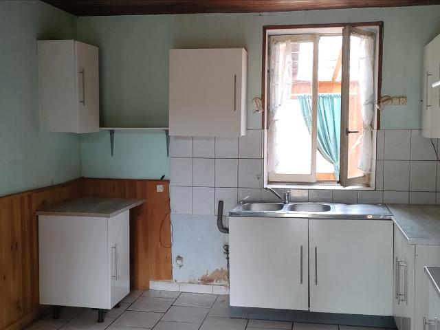 Jolie fermette en pierre à rénover 60m² Pressy sous Dondin