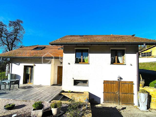 JOLIE MAISON 158m2