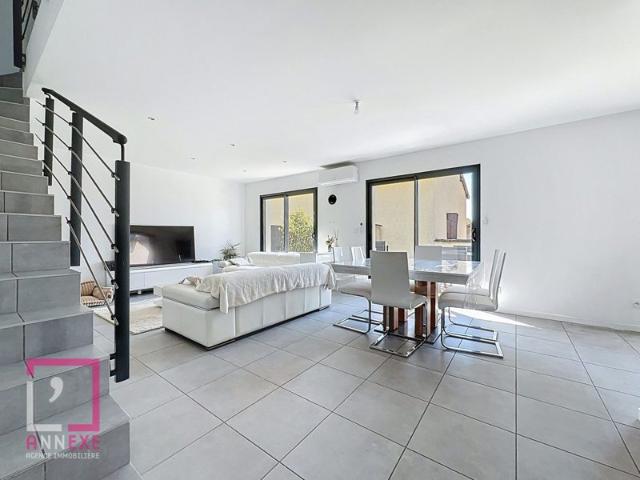 Jolie maison contemporaine construite en 2019
