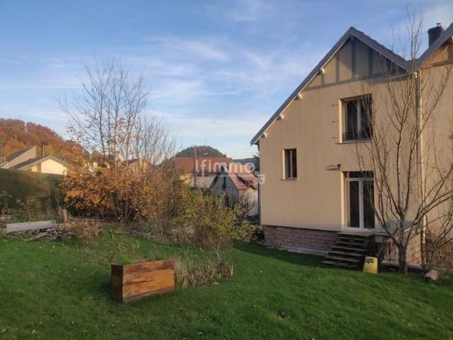 Jolie Maison avec terrain à Bruyères