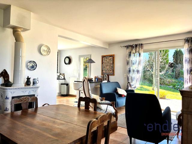Jolie maison avec vue montagne