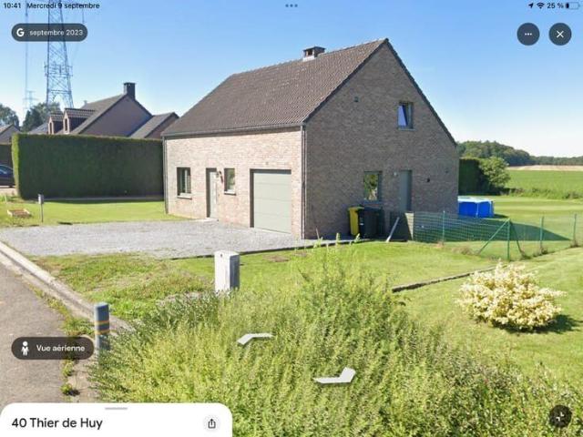 Jolie maison avec superbe vue, coin résidentiel à Marchin