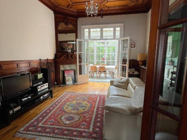 Jolie Maison dans le quartier Saint Genes