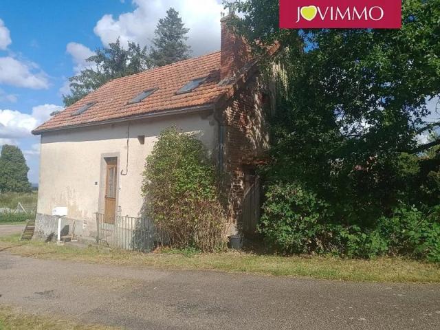 JOLIE MAISON DE CAMPAGNE CHERCHE NOUVELLE FAMILLE.