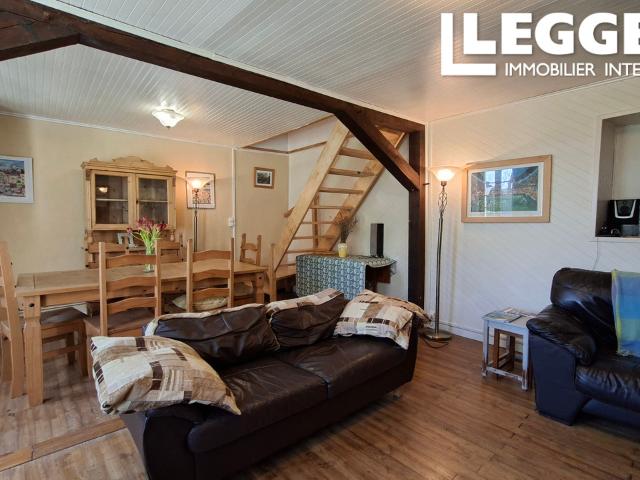 Jolie maison de caractère avec 4 chambres et terrain clos
