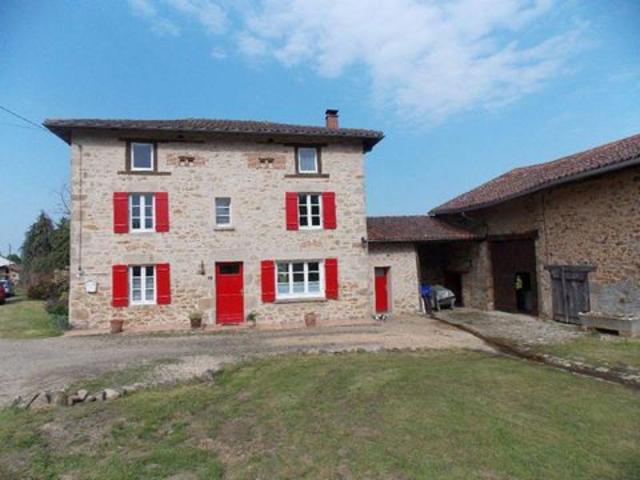 Jolie maison en pierre de 3 chambres avec grange a