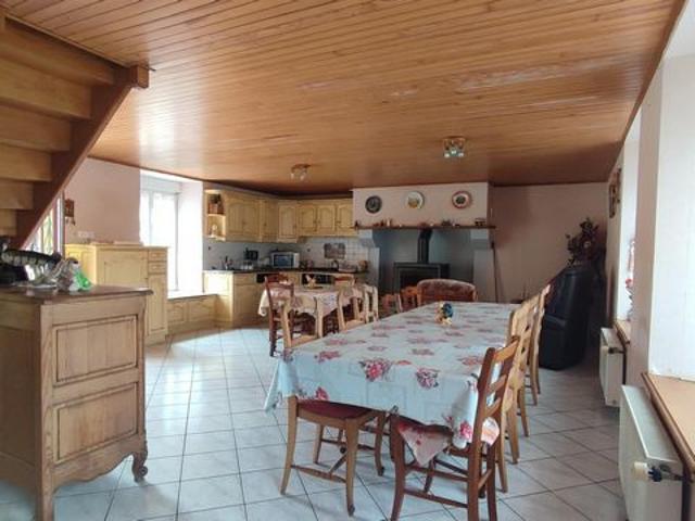 Jolie maison en pierre habitable de suite