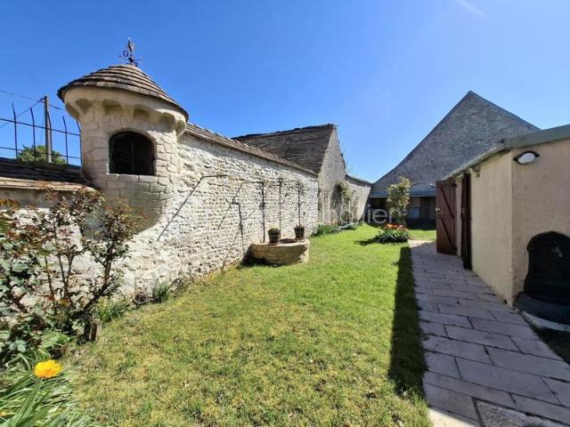 JOLIE MAISON EN PIERRE PRIX NEGOCIABLE
