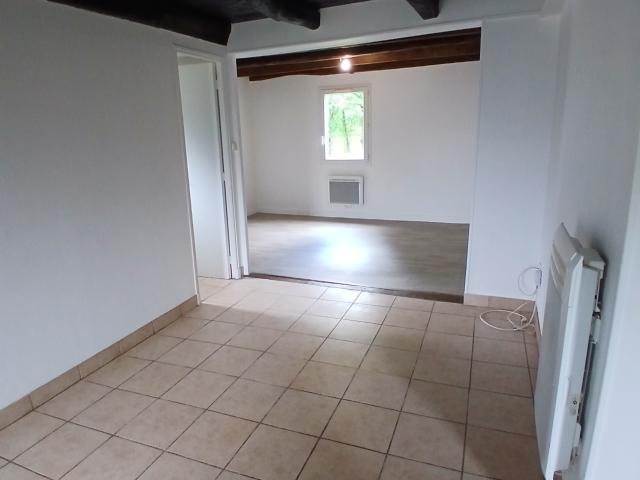 JOLIE MAISON F3 A OBJAT