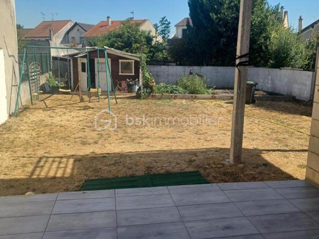 JOLIE MAISON SPACIEUSE A VENDRE 190 M2