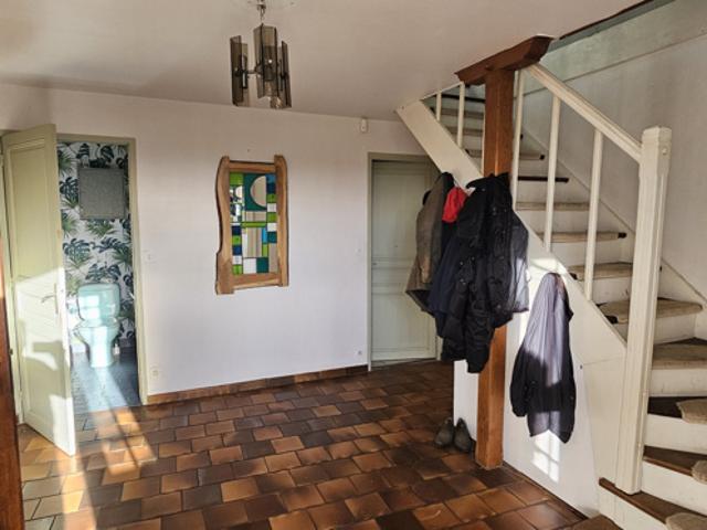 Jolie maison pierre avec vue dégagée sur Clamecy