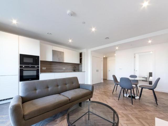 Jolles House, 2 Old Brewery Road, Bromley by Bow, London, E3 3BL, United Kingdom | 2 bed apartment for rent #111049551 | Rentberry