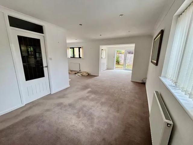 Jordans Close, Broadway, WR12