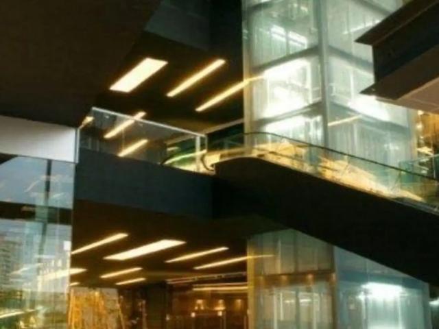JOSE MARIA CASTORENA LOCAL EN VENTA