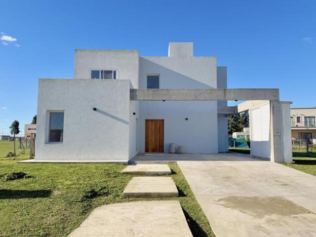 José María Ezeiza, Ezeiza, Provincia de Buenos Aires