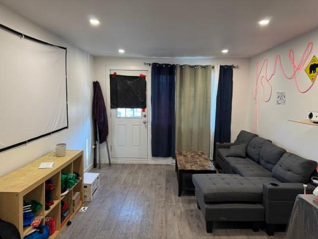 Jose francisco Has an Apartment
