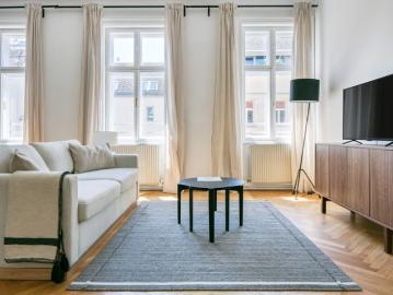 Josefstadt 2BR with Elevator, near bars & Metro U6, Vienna Amsterdam Apartments for Rent