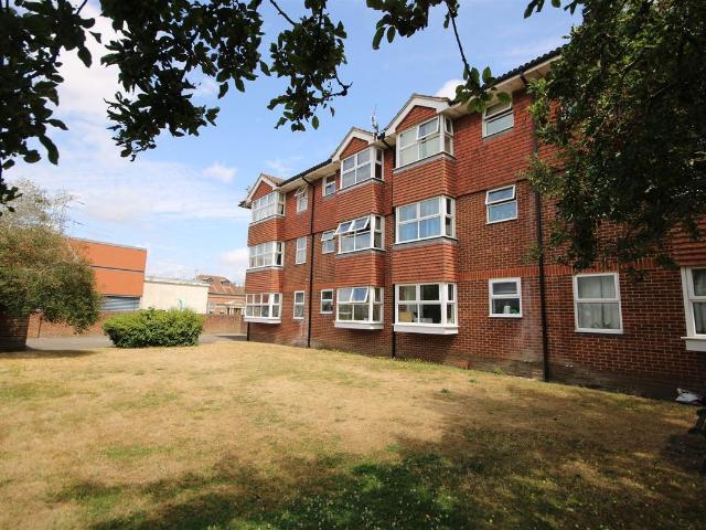 Josephs Road, Guildford GU1, 1 bed flat to rent, £1,350 pcm | PrimeLocation