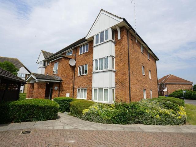 Josling Close, Grays 1 bed apartment to rent £1,150 pcm £265 pw
