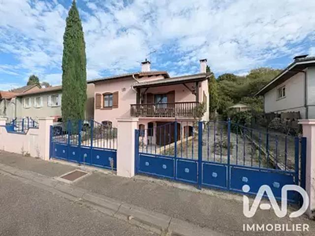 Jouy aux Arches 57130 Achat / Vente maison 6 pièces t6 terrasse cave