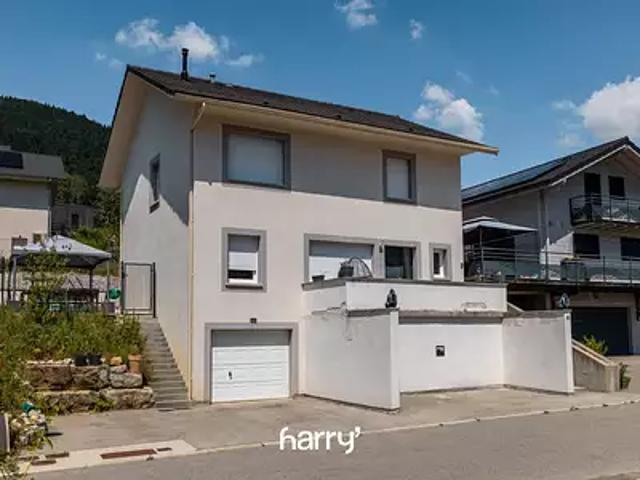 Jougne 25370 Achat / Vente maison 8 pièces t8 terrasse parking