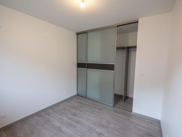 JOUGNE LA FERRIERE T2 MEUBLE RECENT GARAGE