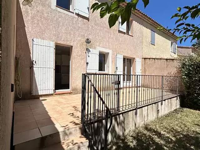 Jouques 13490 Location maison 4 pièces t4