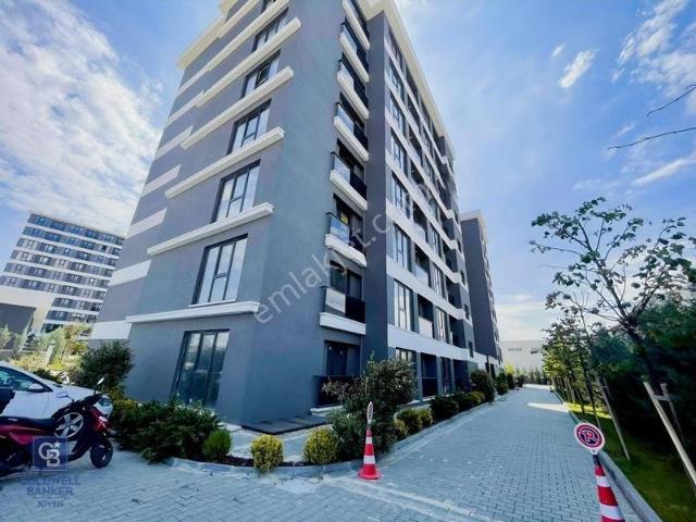 Joven Port 1'de Havalimanı Yanında Kısmi Eşyalı Kiralık Daire