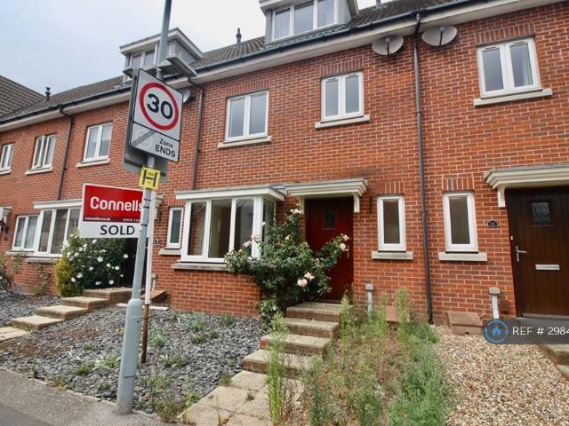 Jovian Way, Ipswich, IP1 4 bed terraced house to rent £1,675 pcm £387 pw