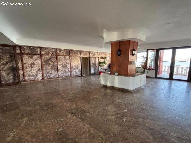 Joya frente al Mar: Apartamento Reformado con Vistas Panorámicas en Playa de los Locos
