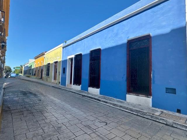 LA CASA AZUL