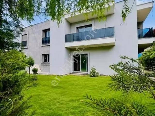 Joymax'tan Şirinköy'de Villa [na tamam]