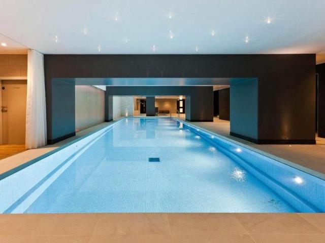JLL, 387 Kensington High Street, London, W14 8NL, United Kingdom | 3 bed apartment for rent #130326168 | Rentberry