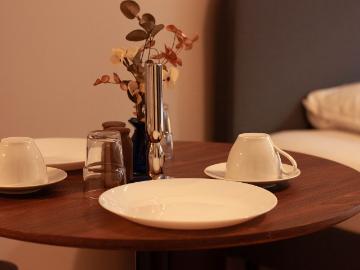 JM BOUTIQUE: Designer Studio in the Heart of Medienhafen, Dusseldorf Amsterdam Apartments for Rent