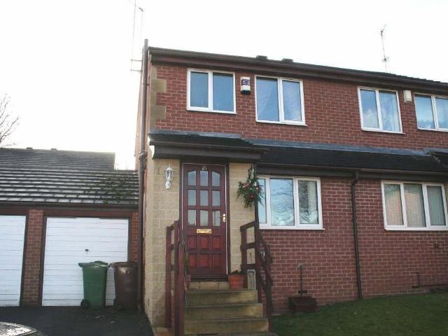 Jumbles Court, Lofthouse, Lofthouse. 2 bed semi detached house to rent £995 pcm £230 pw