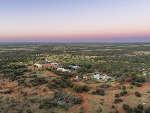 JUMBUCK PASTORAL AGGREGATION, SOUTH AUSTRALIA 'Commonwealth Hill', 'Mobella' & 'Bulgunnia'