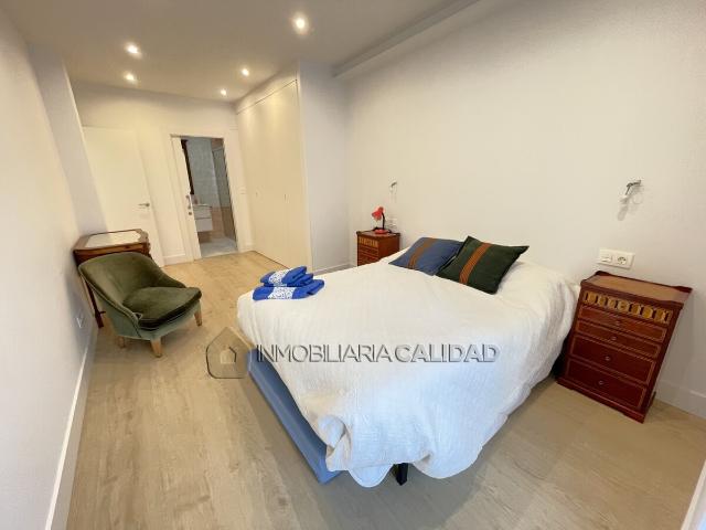 Junto a Catedral y Plaza Mayor
