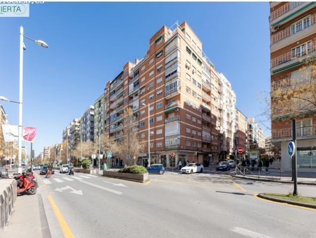 JUNTO GLORIETA DE ARABIAL