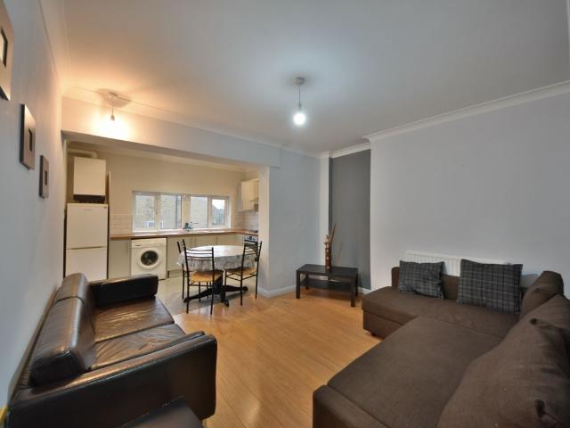 Junction Road, Archway, London N19, 2 bed flat to rent, £2,450 pcm | PrimeLocation